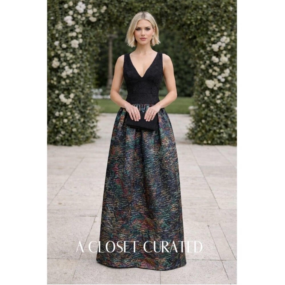 Monique Lhuillier Dress 2